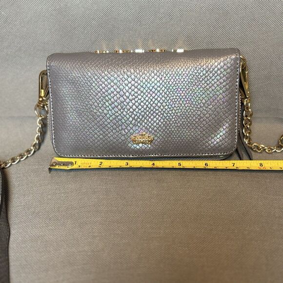 Vintage Juicy Couture Crossbody Purse Wallet Gold Chain Metallic Iridescent Y2K - Picture 11 of 14
